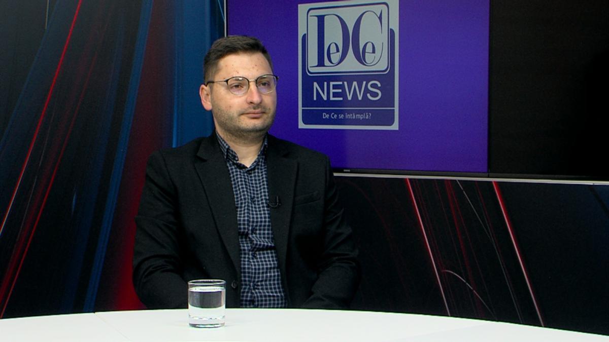 Modernitatea „lichidă” explicată de istoricul Ciprian Dobrescu: „Trăim într-o lume în care nimic nu mai este durabil”