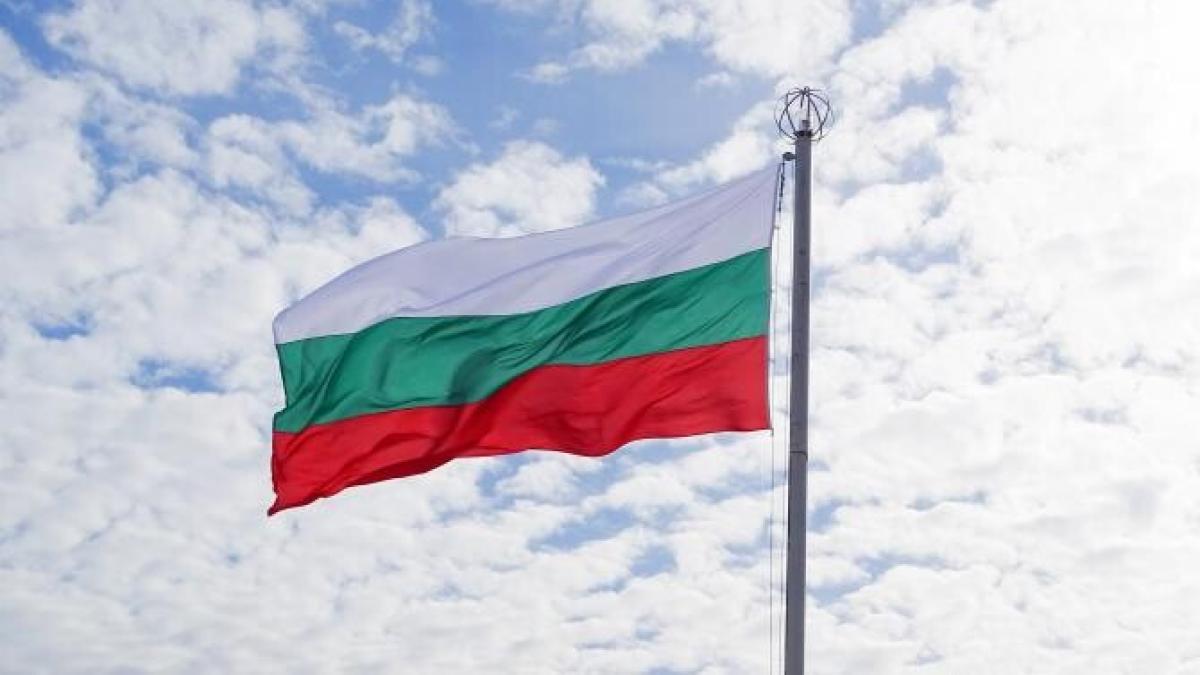 Atacurile din Marea Neagră determină Bulgaria să ceară activarea Articolului 4 al NATO. Nicușor Dan a discutat cu președinta Bulgariei