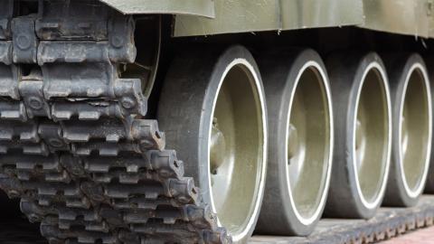 Starea actuală a industriei de armament din România. Ar putea reveni pe producție? Răspunsul dat de un fost director al Romaero