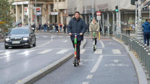 Pietoni, bicicliști și trotinetiști, fără educație rutieră reală. Ce spune Titi Aur