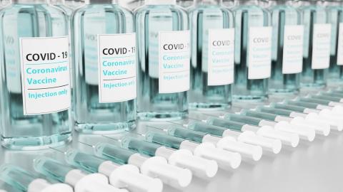 Pandemia, efect nedorit. "Vocile antivacciniştilor sunt importante"