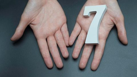 Cum sunt cei care poartă cifra destinului 7. Numeroloaga Cristina Rozorea explică care sunt caracteristicile acestor persoane
