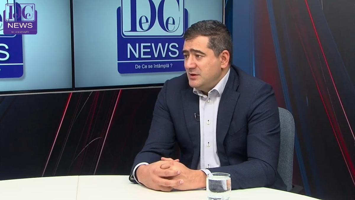 D. C. Popescu, interviu exploziv în timpul votului pe moțiunea de cenzură