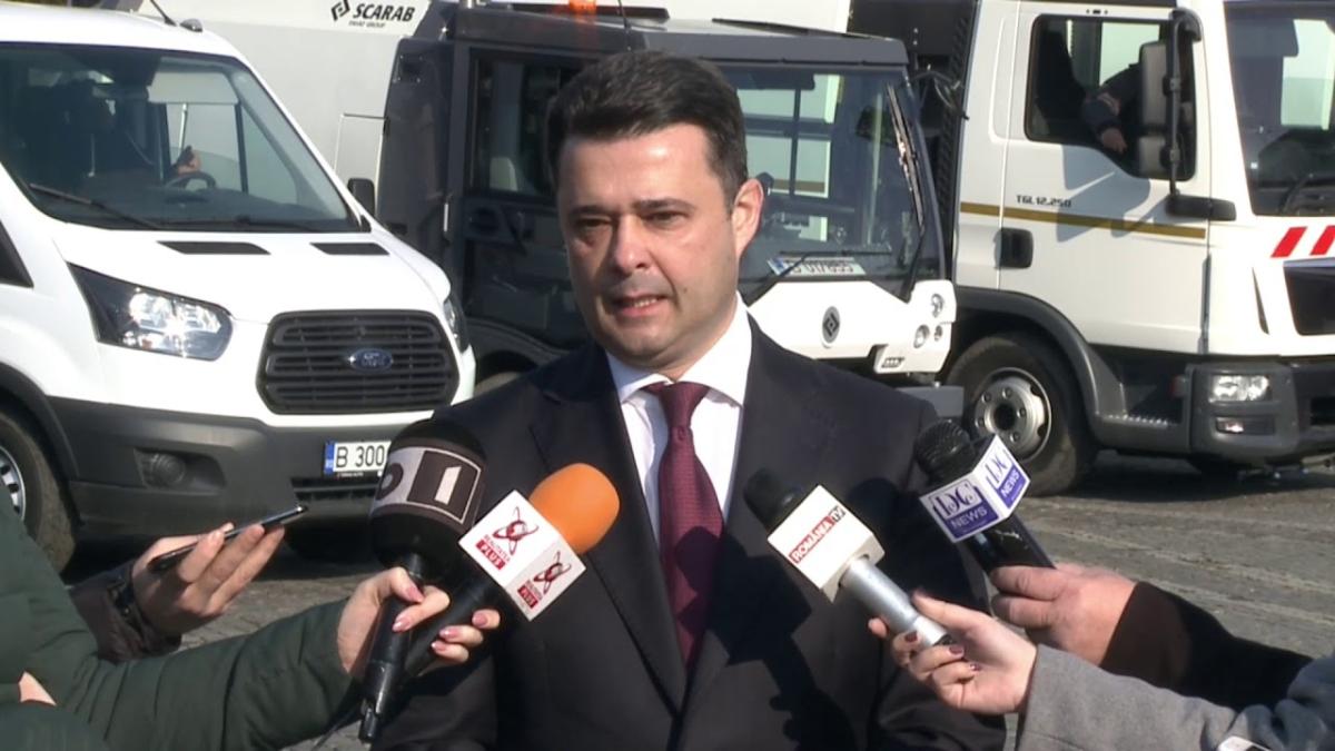 Daniel Florea, premieră pentru Sectorul 5: Are utilaje pentru salubrizare!