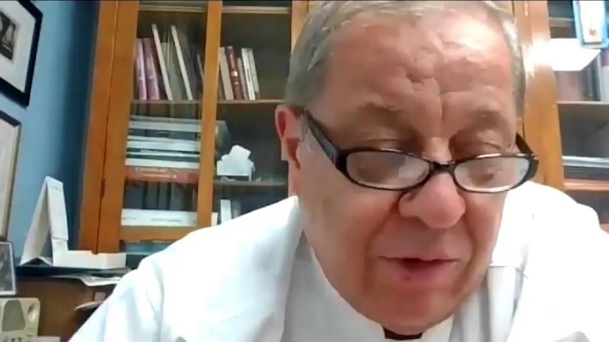Prof dr Silviu Constantinoiu, la Academia de Sanatate. Chirurgia la zi