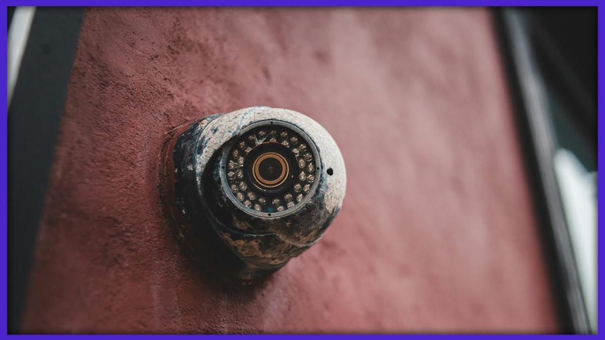 Ce părere au românii despre camerele de supraveghere în școli. ”Ar fi trebuit să am și eu.. s-au întâmplat foarte multe incidente”/ ”Cazurile de violență sunt peste tot”