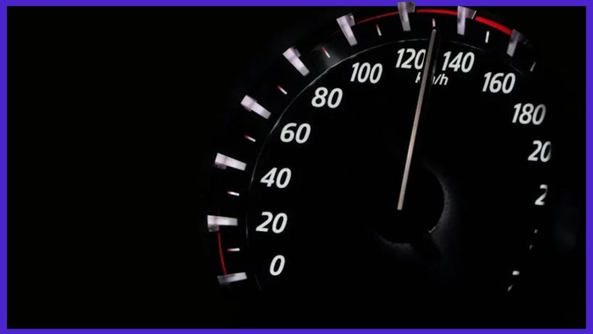 Ce înseamnă să n-ai camere de viteză. 9.000 de șoferi, cu 130 km/h în oraș, înainte de autostradă