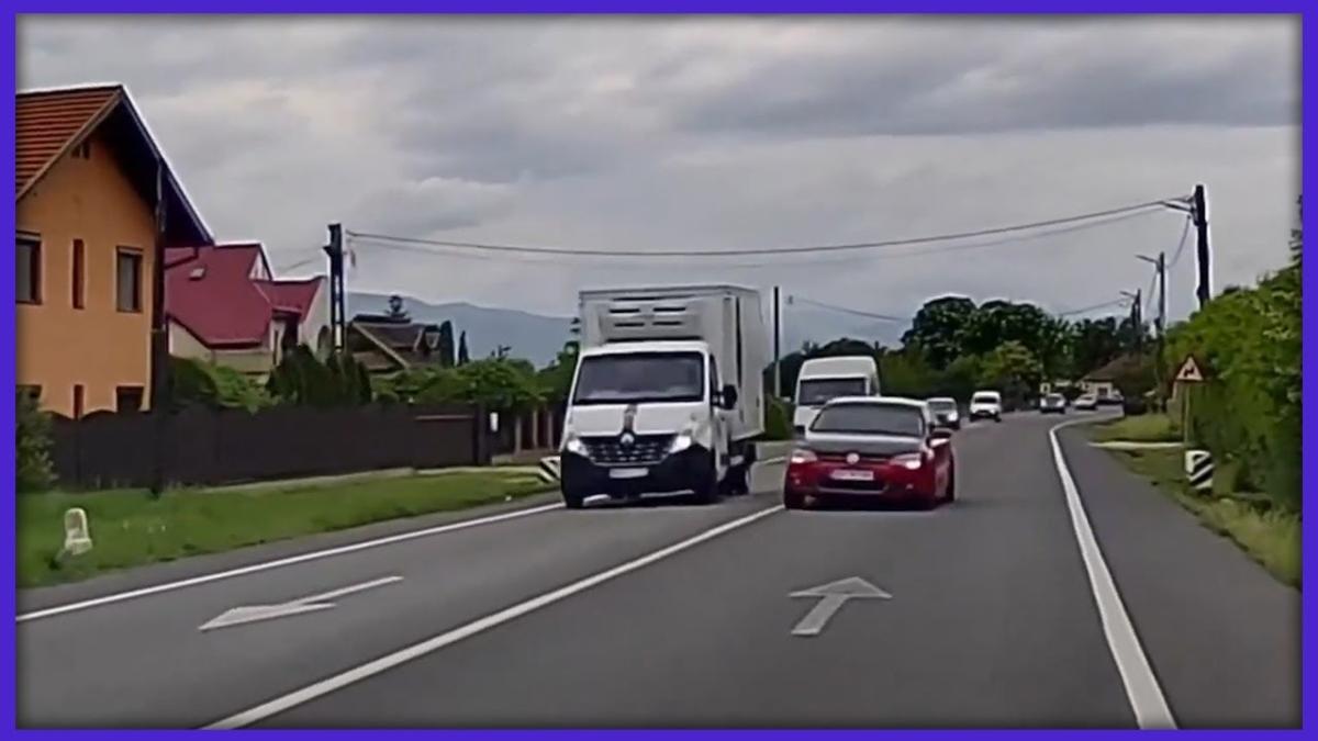 Accident evitat la limită, filmat de camera de bord. Poliția nu face nimic după astfel de clipuri