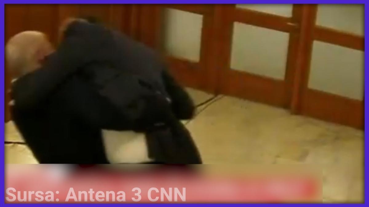 Scene de violență extremă în Parlamentul României. Dan Vîlceanu l-a bătut pe Florin Roman