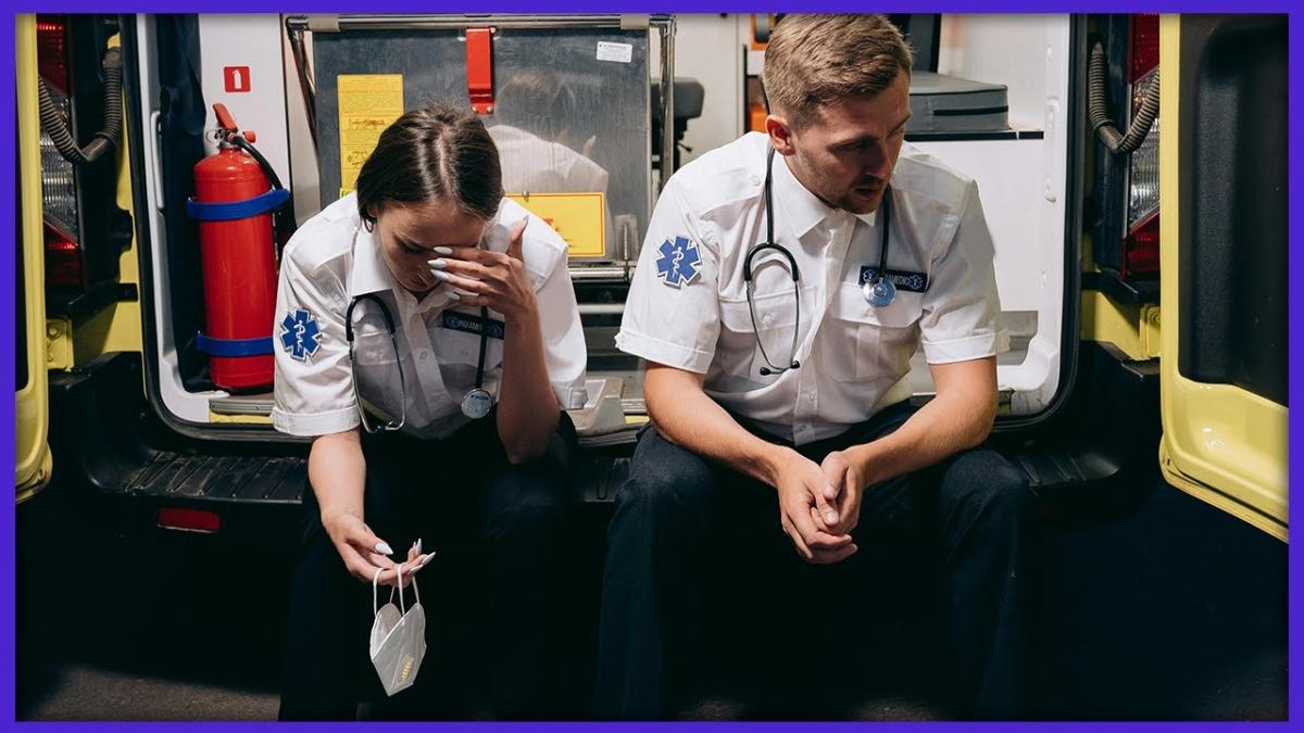 Burnout-ul cadrelor medicale: „Să auzi în fiecare zi numai despre oameni în dureri cumplite este ceva sumbru”