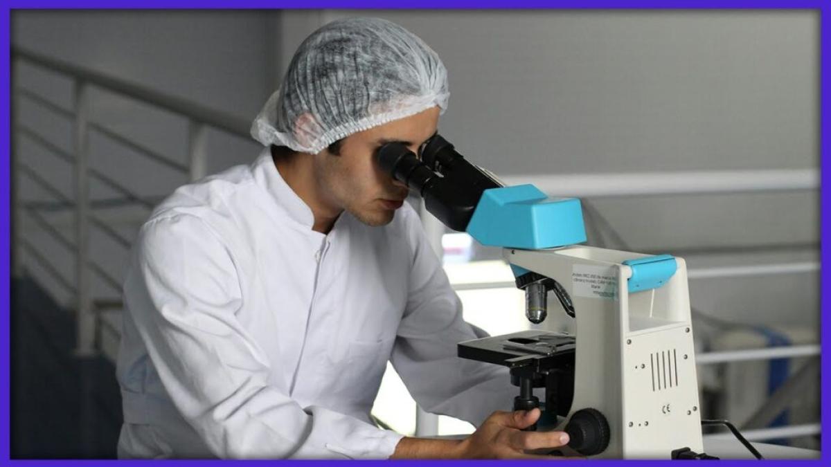 Cum poate fi depistat cât mai devreme hepatocarcinomul la pacientul infectat cu virusul hepatic
