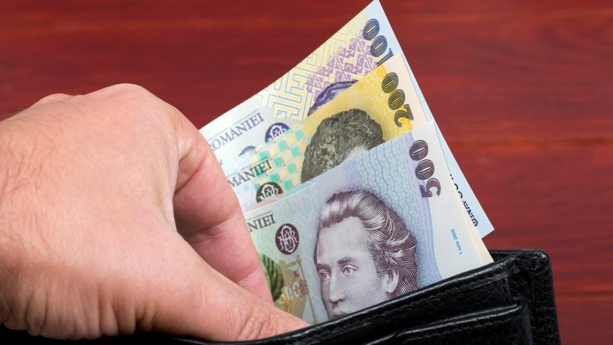Majorarea salariului minim, o „creștere falsă”? Liderul Cartel Alfa critică măsura ca fiind un truc bugetar