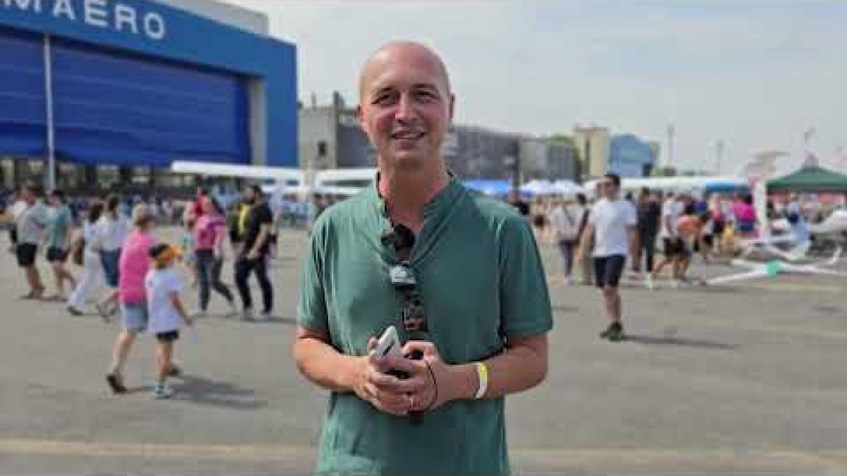 Cum este să pilotezi un Extra 330SC - Interviuri exclusive la BIAS 2024
