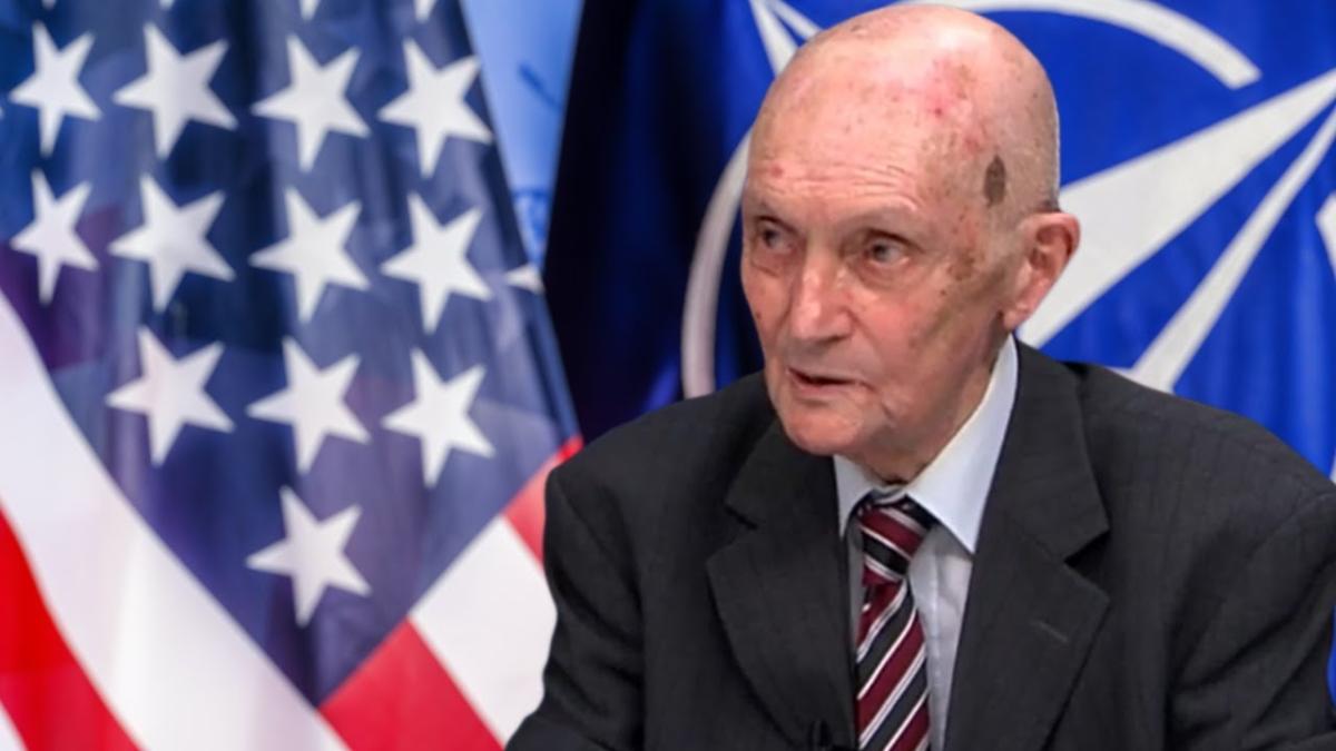 „Care este cel mai bun vin? Vin americanii!”, glumește Dinu Zamfirescu în cel mai recent interviu