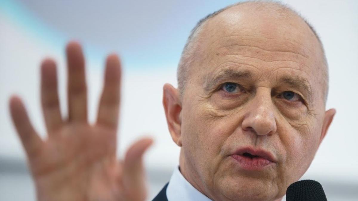 Geoană și-a anunțat candidatura pentru Cotroceni. Ciuvică: Are în spate cinci bizari și zece parlamentari
