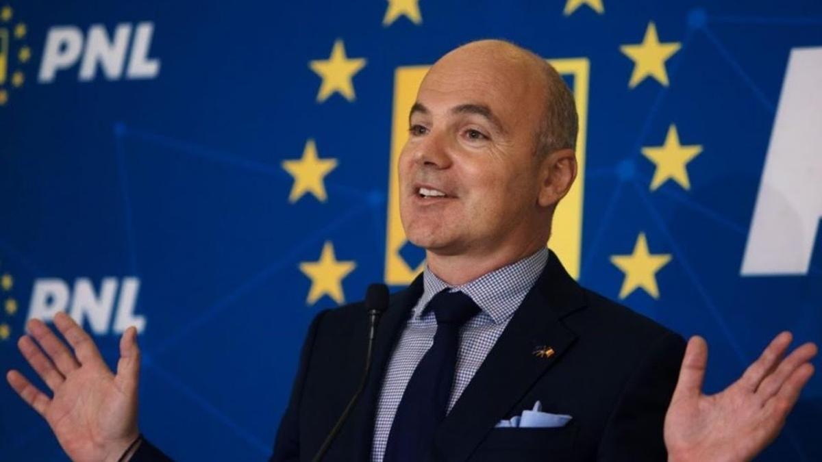 Politicienii „mint sistematic” cetățenii înainte de alegeri, spune un român stabilit în Italia. Promisiunea pe care a încălcat-o Rareș Bogdan