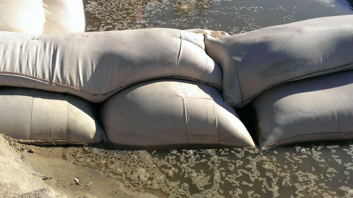 Problema digurilor din România. Climatolog: Nici nu trebuie să le eliminăm pe toate, nici să le punem peste tot