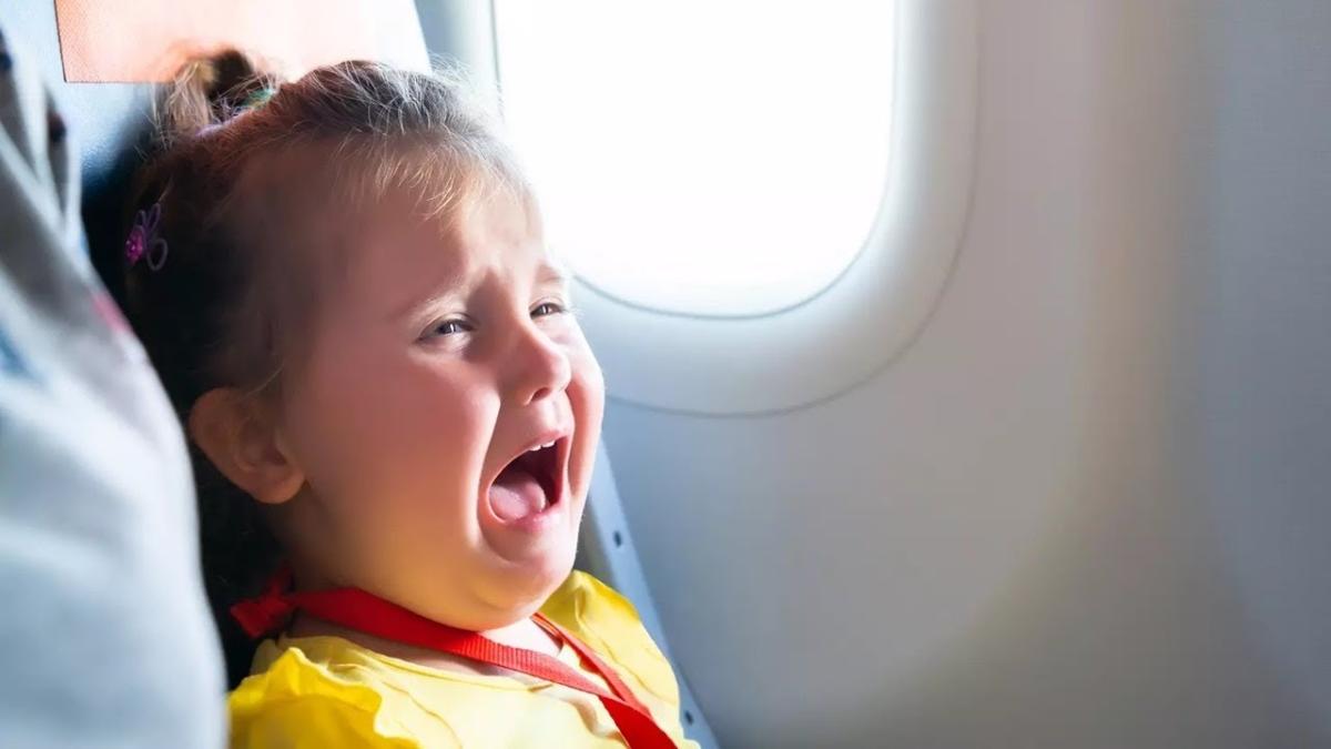 „Nu mai plânge că ești urâtă!”. Ce impact au afirmațiile toxice asupra copiilor și cum influențează ele relația cu părinții?