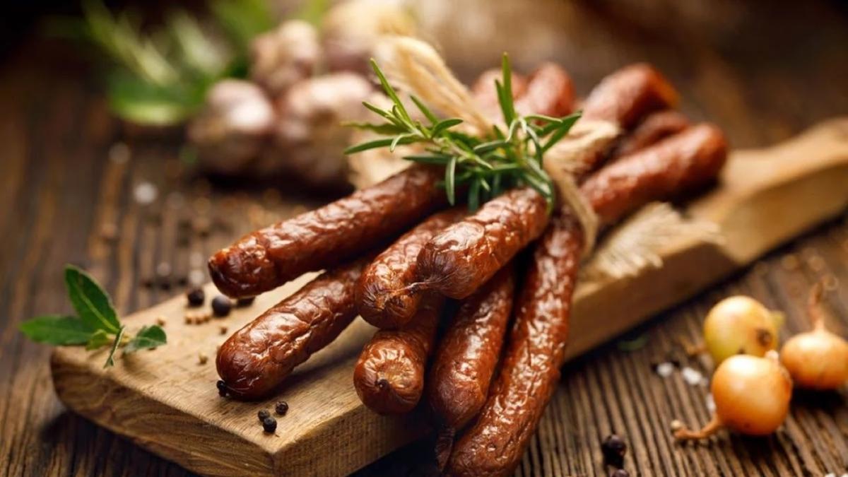 romania prinsa in capcana venitului mediu specialist tara nu poate progresa doar cu carnati de plescoi