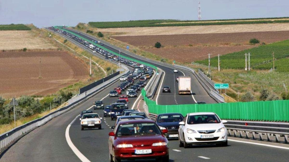Ce să nu faci niciodată la volan pentru a evita accidentele? Titi Aur: „E tipic pentru șoferul inconștient”