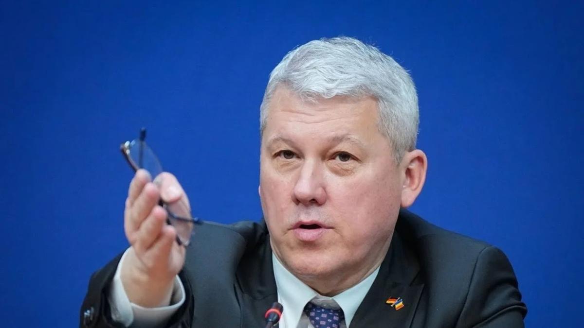 „Nu cunoaște materia”: Predoiu îi răspunde lui Lasconi cu cifre concrete privind combaterea drogurilor în România