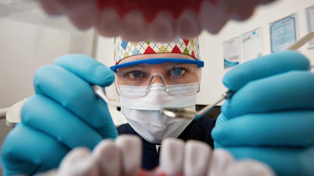Stomatologia viitorului. Norina Forna: Se pot face sute de dinți în paralel fără să fie nevoie de mâna tehnicianului