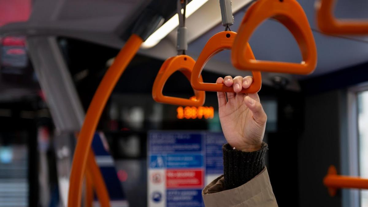 Cum acționează hoții de buzunare în mijloacele de transport în comun. „Aceștia sunt cei mai periculoși”