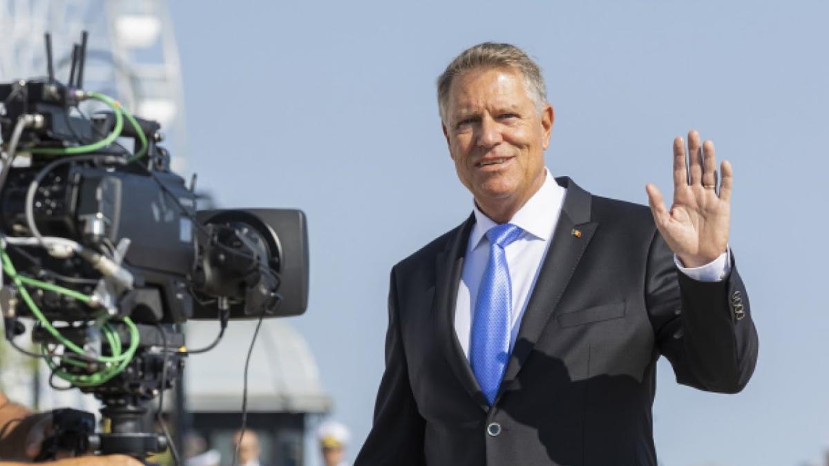 Prelungirea mandatului lui Iohannis. Ce spun juriștii și ce decizie poate lua Guvernul