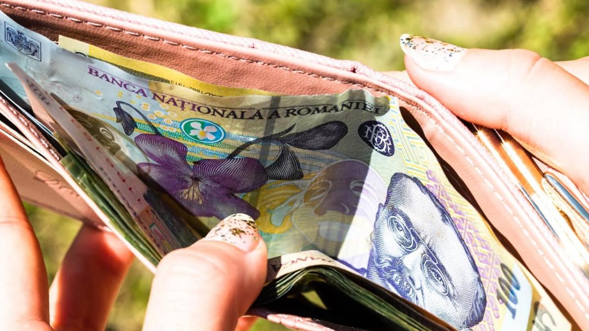 De ce cred românii că țara e pe drumul greșit deși perspectivele economice arată contrariul. Răspunsul dat de un profesor de business