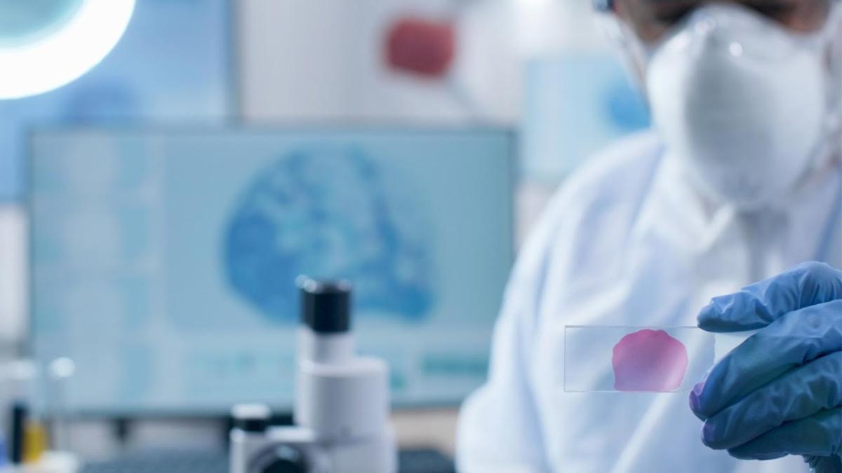 Testele genetice, cum ne pot schimba viața. Declarațiile coordonatorului Departamentului de Genetică al SANADOR