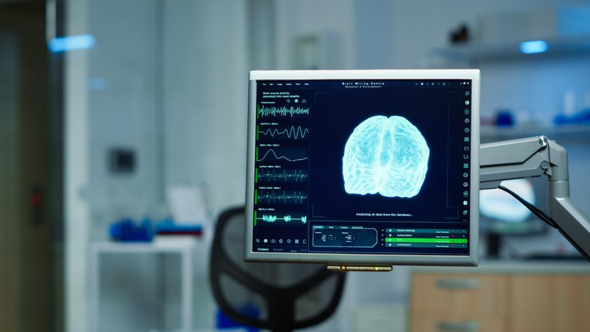 Care sunt semnele subtile ale unui AVC. Un neurochirurg vorbește despre timpul în care este necesară intervenția medicală