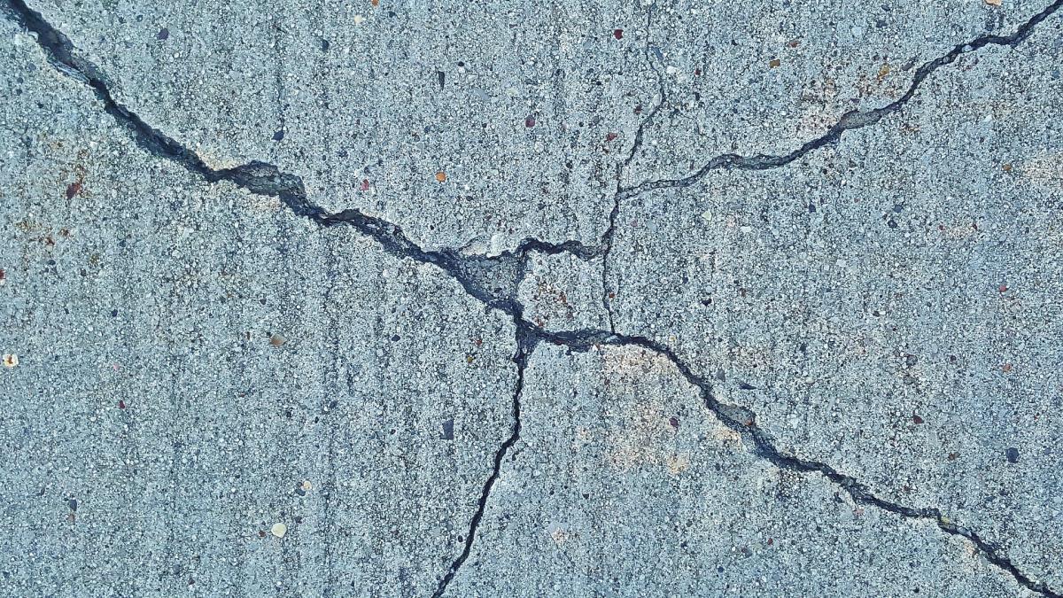 cracks-1287495_1920