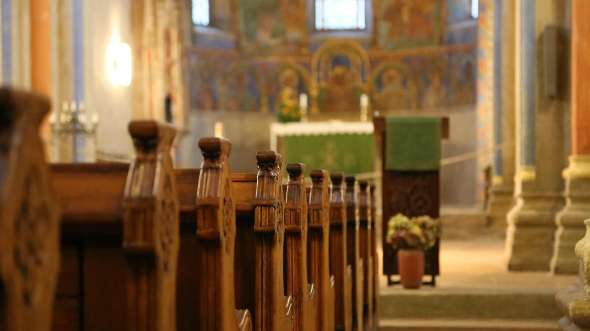 monastery-518465_1920