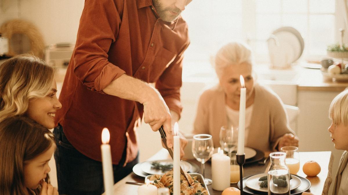 Ce şi cum mâncăm de sărbători. Sfatul psiho-nutriţionistului