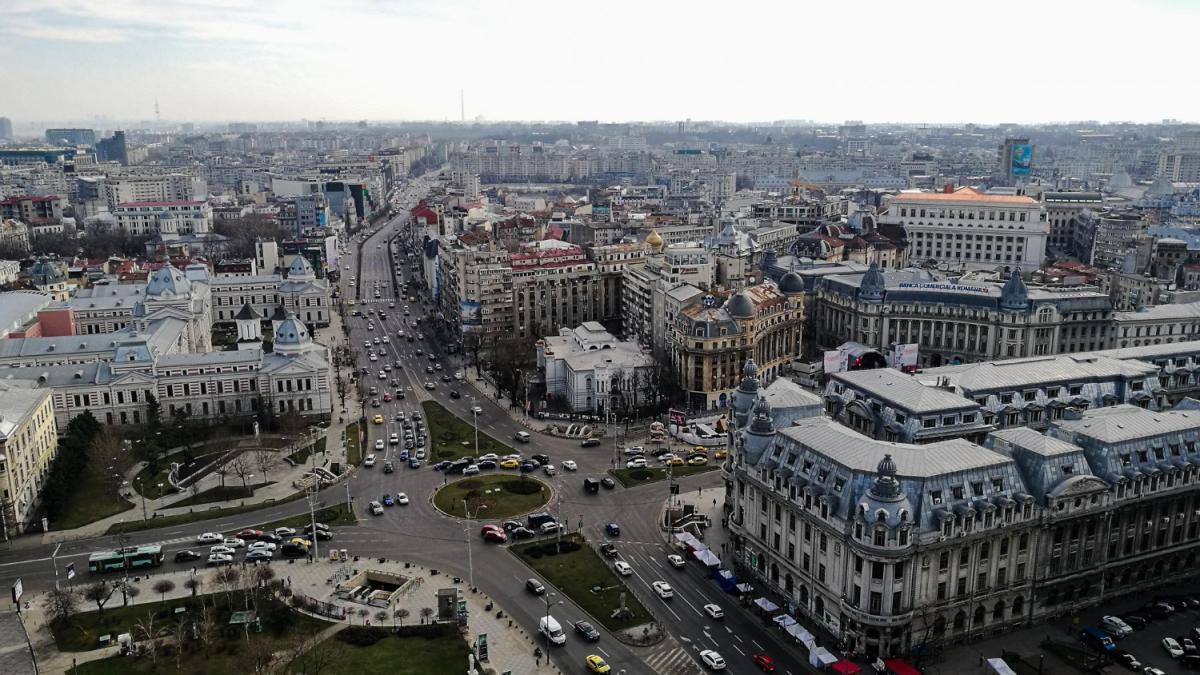 Sistematizarea traficului din Capitala. Care este rolul bulevardelor cu sens unic aici