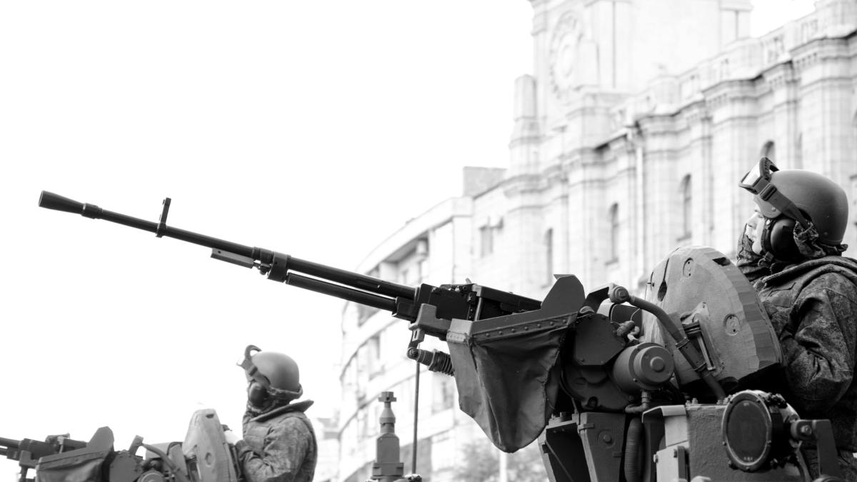 Infrastructura din România, insuficientă pentru mutarea echipamentelor militare de la Vest la Est