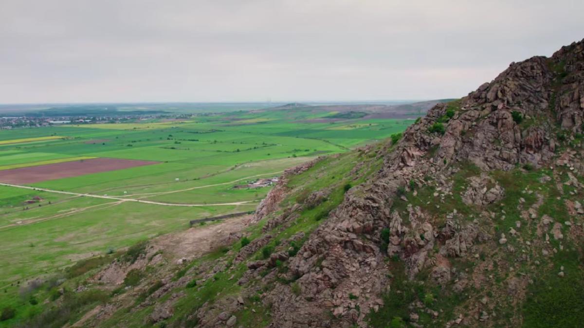 Unde se află cei mai vechi munți din Europa. Destinația ideală pentru turiștii români