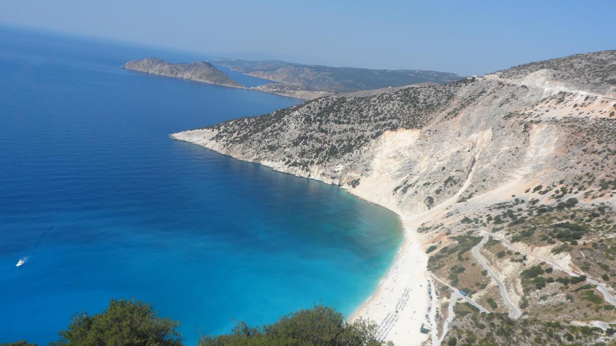 myrthos-beach-967504_1920