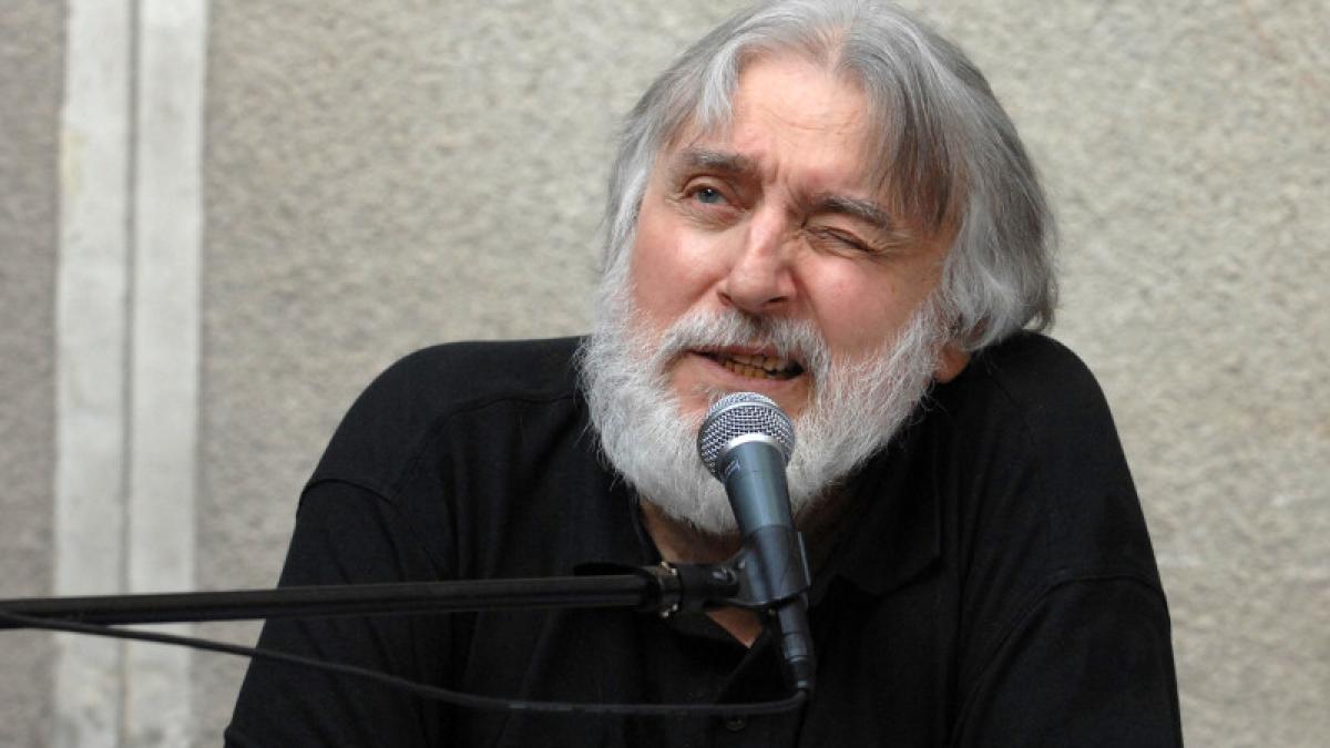 Întrebarea care nu i-a fost pusă lui Adrian Păunescu