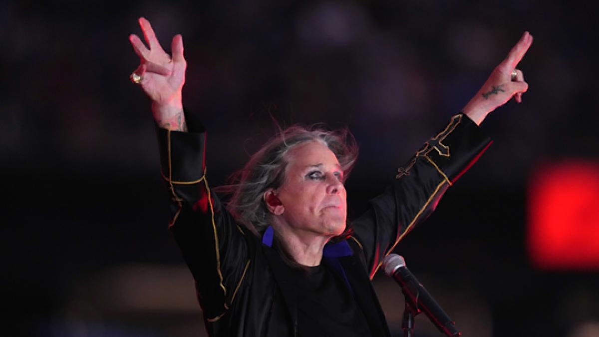 Ultimul concert al unei legende: Ozzy Osbourne urcă pentru ultima oară pe scenă alături de Black Sabbath. Evenimentul istoric va fi transmis online