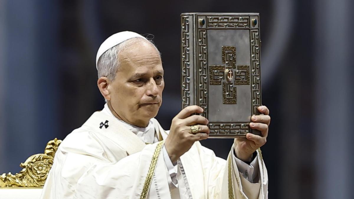 Papa Leon al XIV-lea avertizează: Inteligența artificială pune în pericol dezvoltarea tinerilor