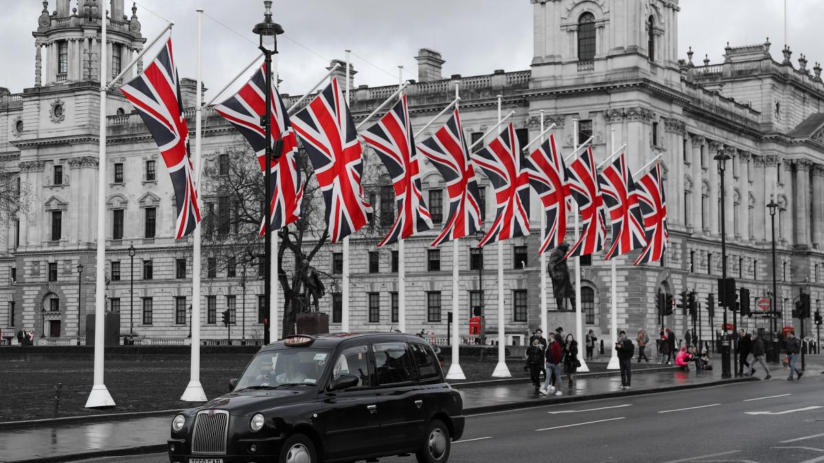 Cetățenia română rămâne un avantaj major în Marea Britanie post-Brexit