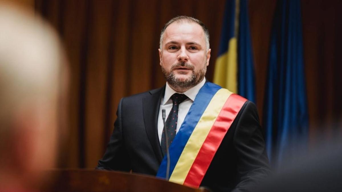 Rareș Hopincă, primarul Sectorului 2, în dialog cu Bogdan Chirieac la Interviurile DCNews, joi la ora 14:00