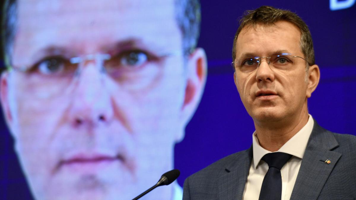 Ionuţ Moşteanu a demisionat. Viorica Dăncilă a reacţionat LIVE la DC News TV