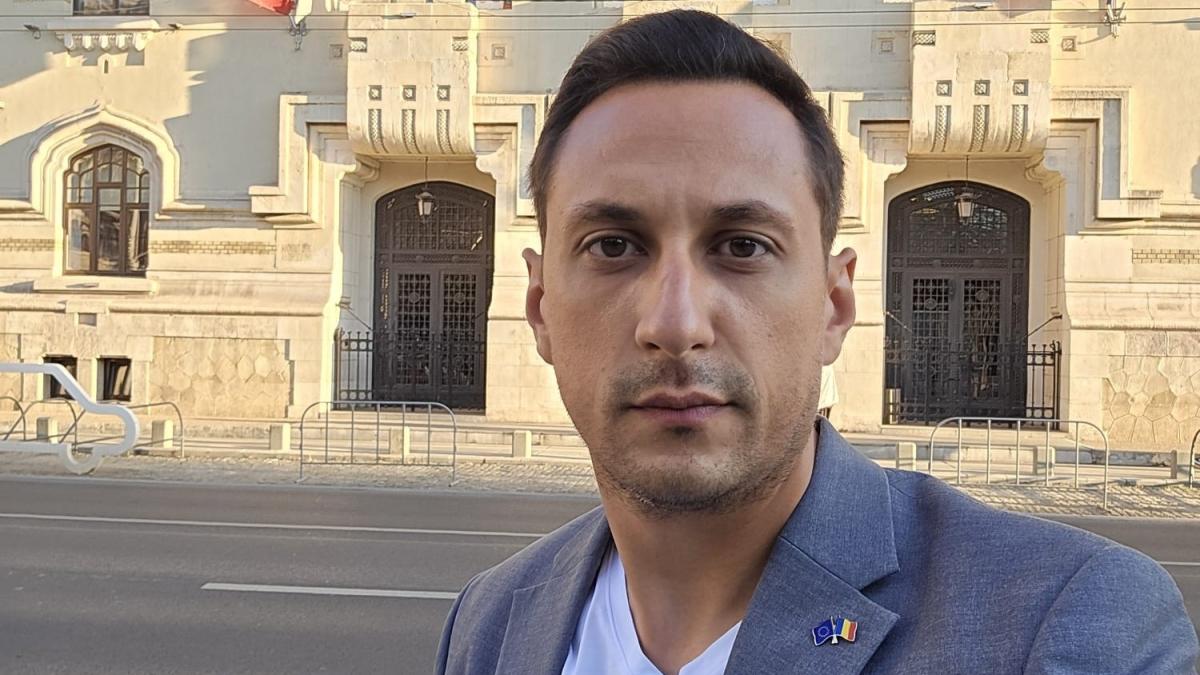 Marea problemă a Centrului Vechi al Capitalei. Unii au străzile, alţii au clădirile