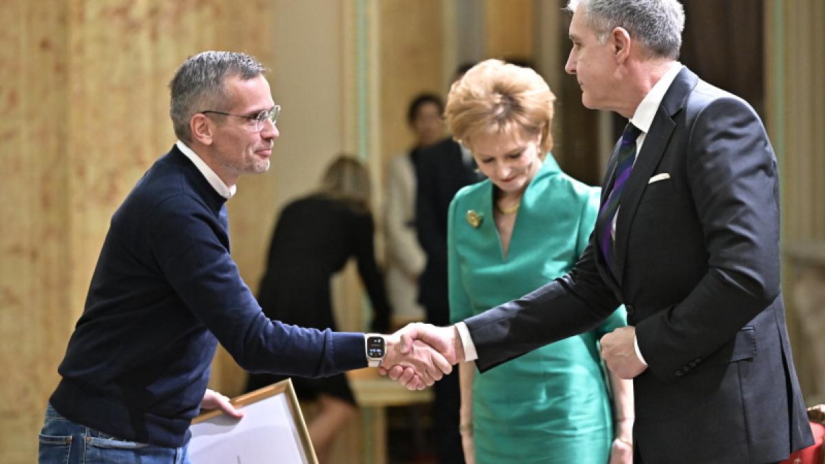 „În direct din linia întâi”, Adelin Petrișor despre războaiele lumii și Armata României