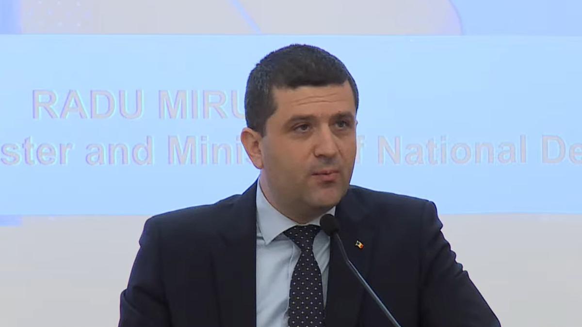 Ministrul Radu Miruță, la Defense Romania Security Dialogue II, despre dotarea fabricilor de armament din țară 